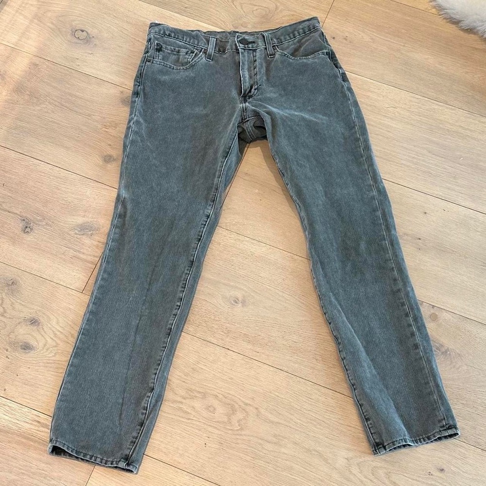 Men’s Grey Corduroy Levi Jeans
